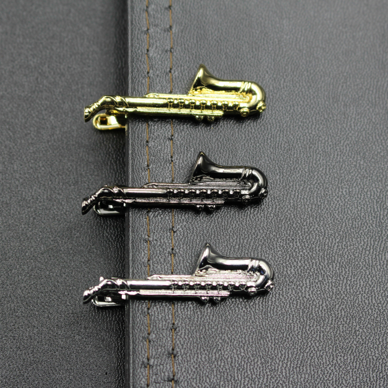 Клип за вратовръзка от мед, плоска глава, унисекс, модерен стил, дължина 4 cm, модел: очила дартс AK47