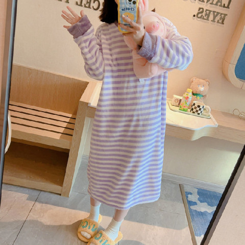 Ženski cartoon flanel pijama set, debela tkanina, 201-250 g/m², okrugli izrez, dugi rukavi