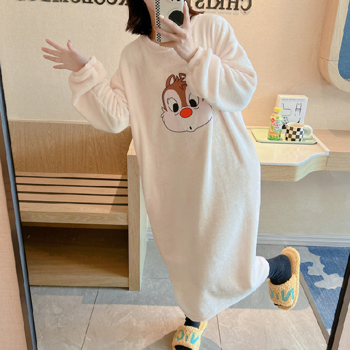 Ženski cartoon flanel pijama set, debela tkanina, 201-250 g/m², okrugli izrez, dugi rukavi