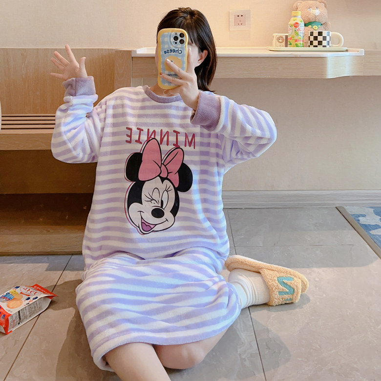 Ženski cartoon flanel pijama set, debela tkanina, 201-250 g/m², okrugli izrez, dugi rukavi