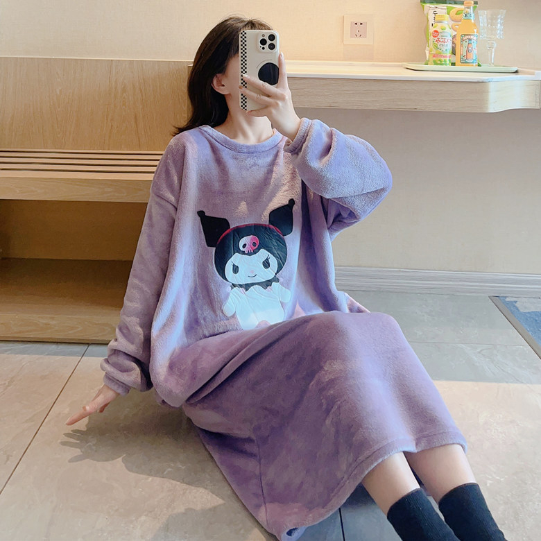 Ženski cartoon flanel pijama set, debela tkanina, 201-250 g/m², okrugli izrez, dugi rukavi