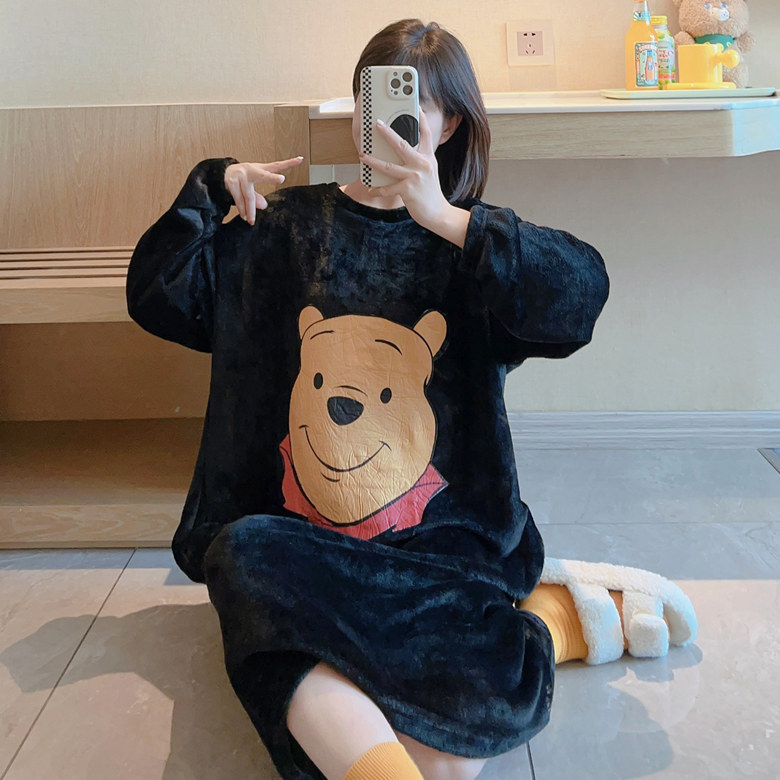 Ženski cartoon flanel pijama set, debela tkanina, 201-250 g/m², okrugli izrez, dugi rukavi