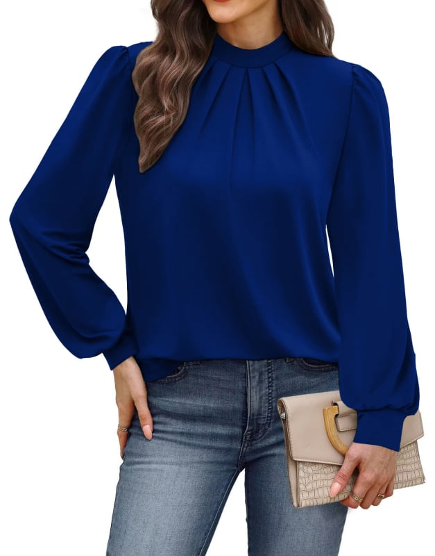 Ilgomis rankovėmis megztinis su mažuoju stovimu kaklu ir klostuotu priekiu, poliesteris, įprasta kirpimo linija, kasdienis stilius