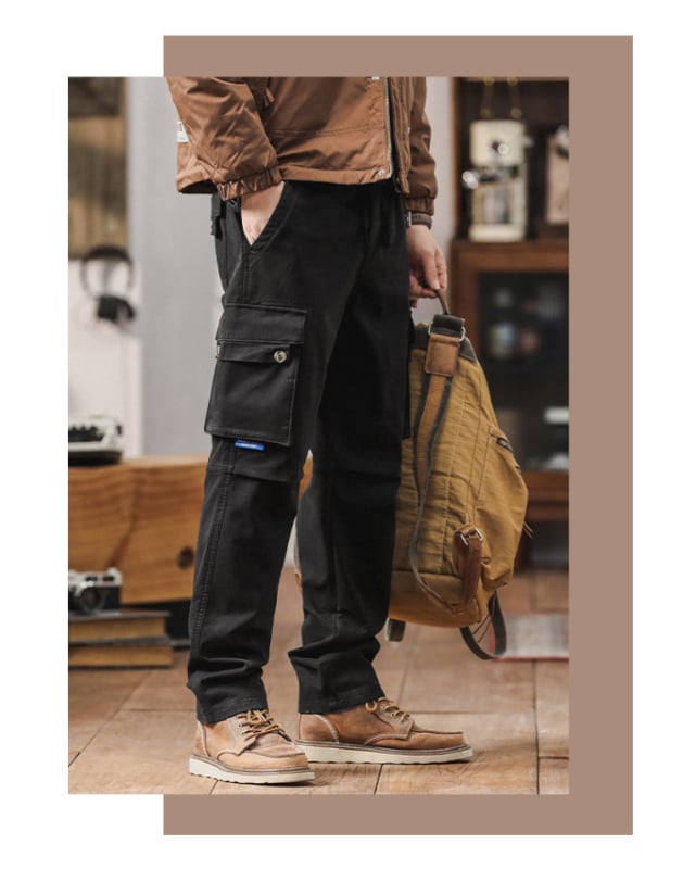 Vīriešu cargo bikses ar taisnu piegriezumu, flīsa odere, kokvilnas maisījuma audums, vidēja jostas vieta, ar vairākām kabatām