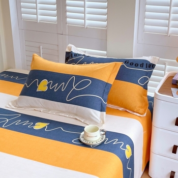 Pagalvės užvalkalas – satino poliesteris, reaktyvus spausdinimas ir dažymas, pritaikomas, šiuolaikinis minimalistinis stilius