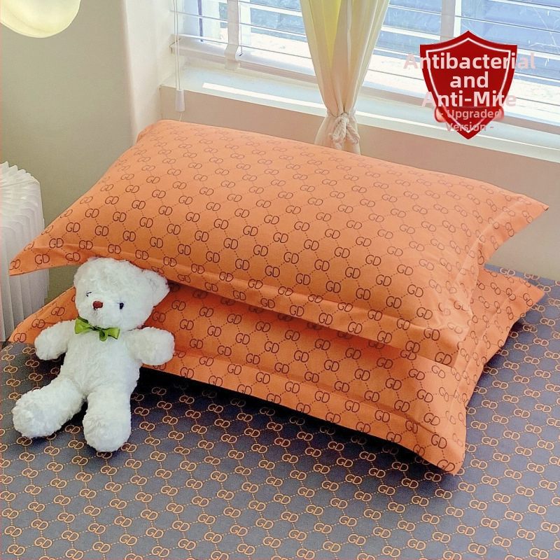 Pagalvės užvalkalas – satino poliesteris, reaktyvus spausdinimas ir dažymas, pritaikomas, šiuolaikinis minimalistinis stilius