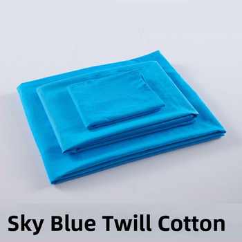 Tryjų dalių patalynės komplektas studentų bendrabutyje, poliesterio–medvilnės audinys, reaktiškai dažyta, twill audimas, vienos spalvos raštas