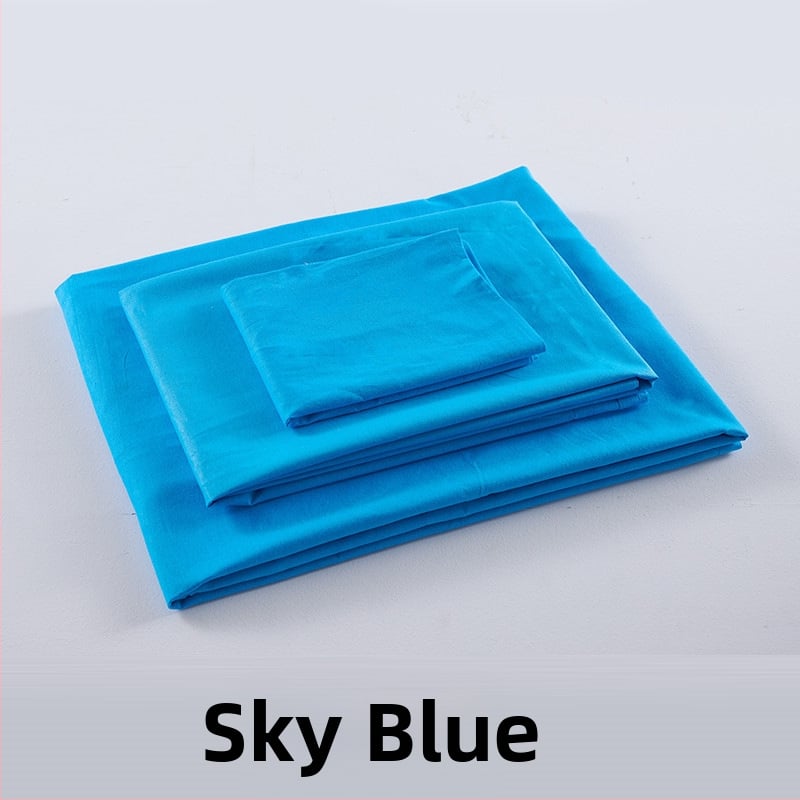 Tryjų dalių patalynės komplektas studentų bendrabutyje, poliesterio–medvilnės audinys, reaktiškai dažyta, twill audimas, vienos spalvos raštas