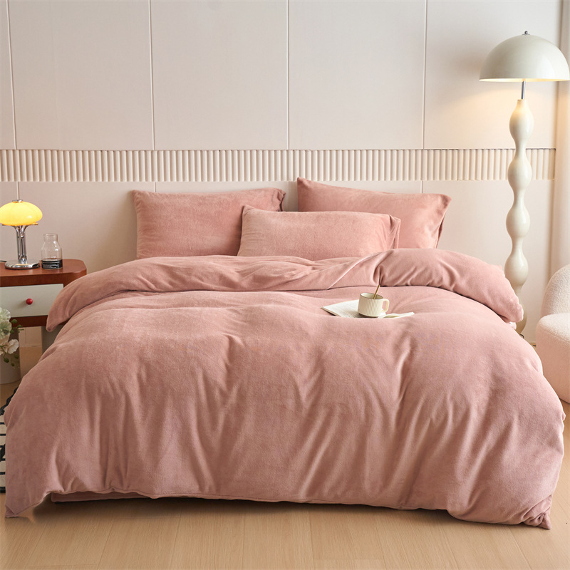 Pieno veliūro keturių dalių antklodės užvalkalų rinkinys, lakštų tipo patalynė, reaktyvinis spaudinimas ir dažymas, vientisas raštas