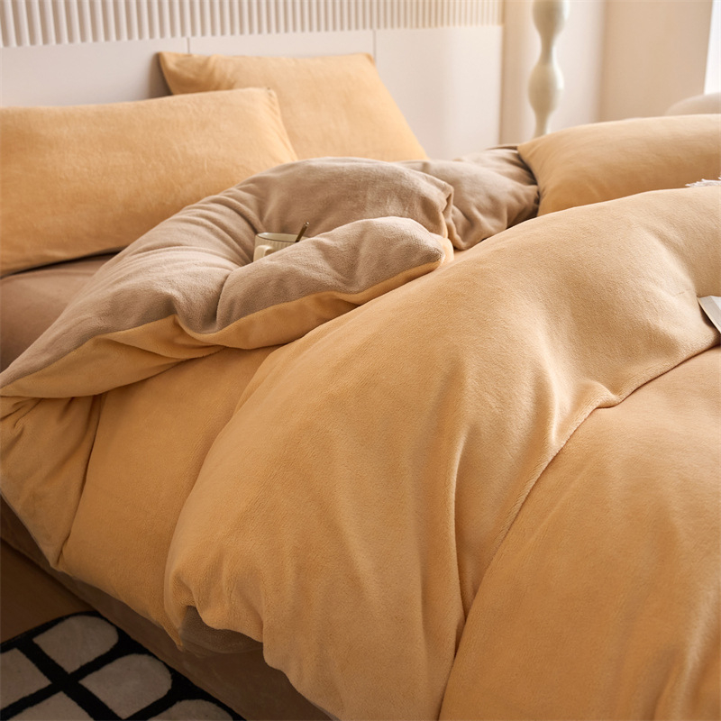 Pieno veliūro keturių dalių antklodės užvalkalų rinkinys, lakštų tipo patalynė, reaktyvinis spaudinimas ir dažymas, vientisas raštas