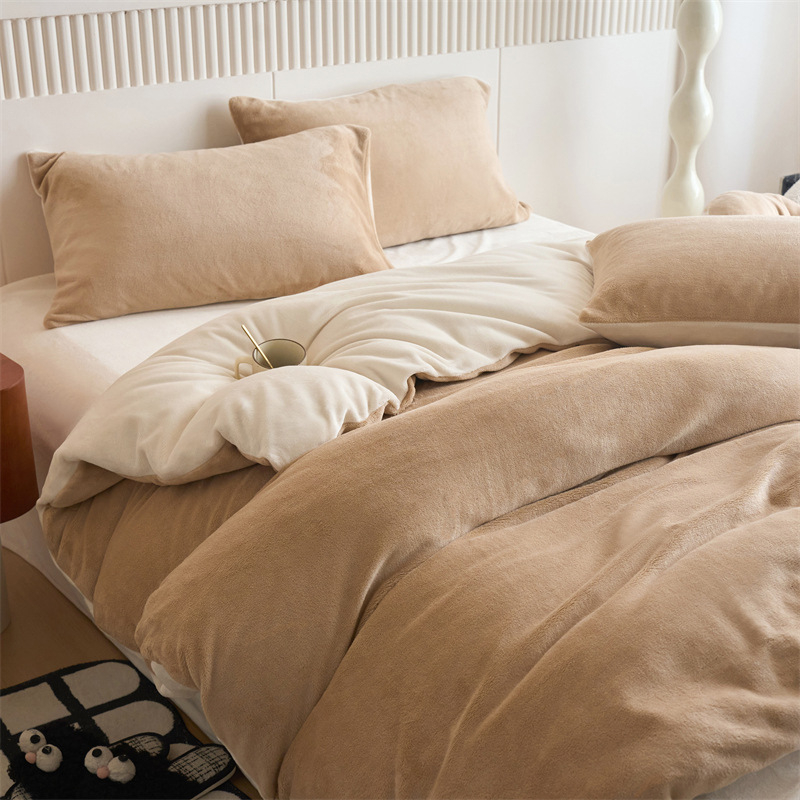 Pieno veliūro keturių dalių antklodės užvalkalų rinkinys, lakštų tipo patalynė, reaktyvinis spaudinimas ir dažymas, vientisas raštas