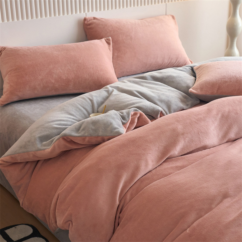 Pieno veliūro keturių dalių antklodės užvalkalų rinkinys, lakštų tipo patalynė, reaktyvinis spaudinimas ir dažymas, vientisas raštas