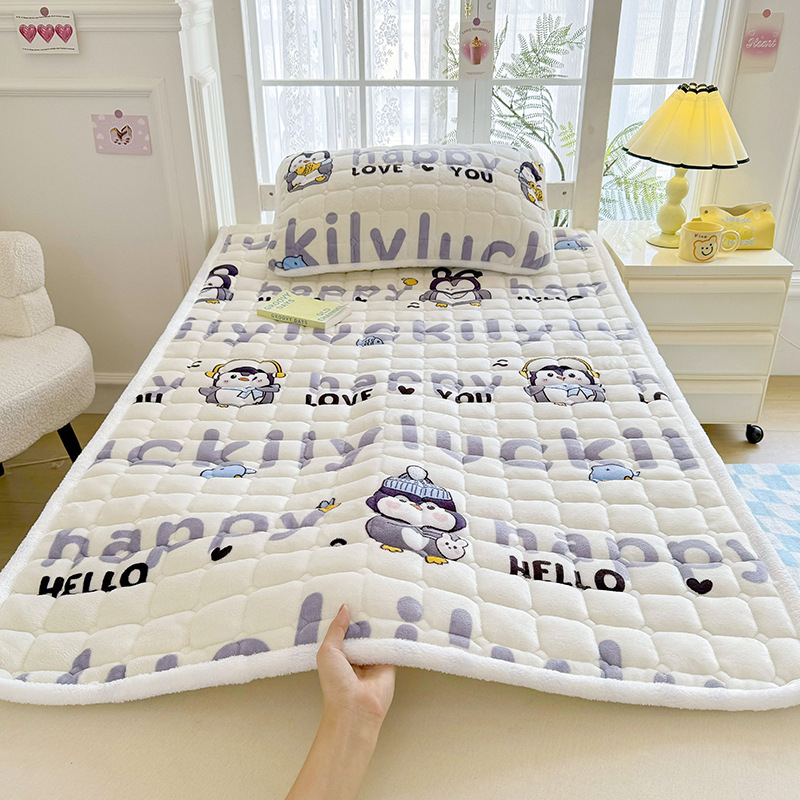 Pieno veliūro lovos užvalkalas, siuvinėtas, reagtyvus dažymas, svoris 1000–1500 g