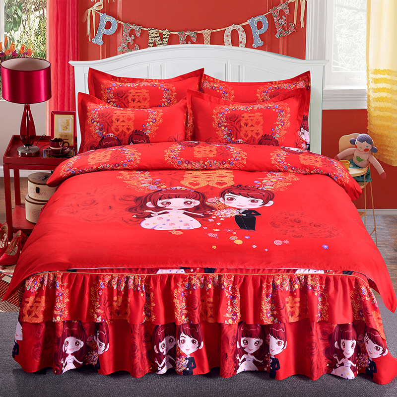 Vestuvių patalynės komplektas su dviejų sluoksnių lovos kraštu, keturių dalių komplektas; poliesterio medvilnė; gėlių raštas; reaktyvus spausdinimas; 500–800 g; tinka visoms sezonoms