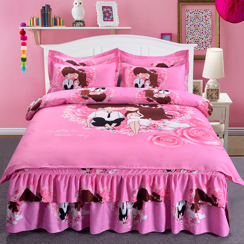 Vestuvių patalynės komplektas su dviejų sluoksnių lovos kraštu, keturių dalių komplektas; poliesterio medvilnė; gėlių raštas; reaktyvus spausdinimas; 500–800 g; tinka visoms sezonoms