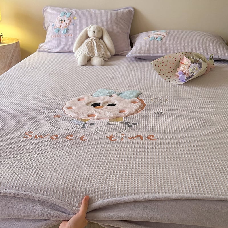 Trys dalių patalynės komplektas su animaciniu piešiniu, sintetinių pluoštų su reaktyviu dažymu, įtemptas lakštas