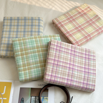 Medvilninis patalynės komplektas studentų bendrabutyje – dryžių raštas, twill audinys, reaktyvinis spausdinimas ir dažymas, audinio tankis 133x72, siūlų skaičius 40