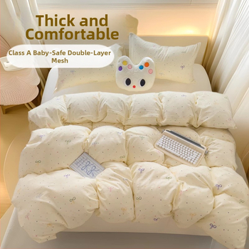 Megzti medvilniniai patalynės komplektas, keturių dalių — reakcijos spausdinimas, animacinių personažų ir augalų žiedų raštai, tinkamas visiems metų laikams