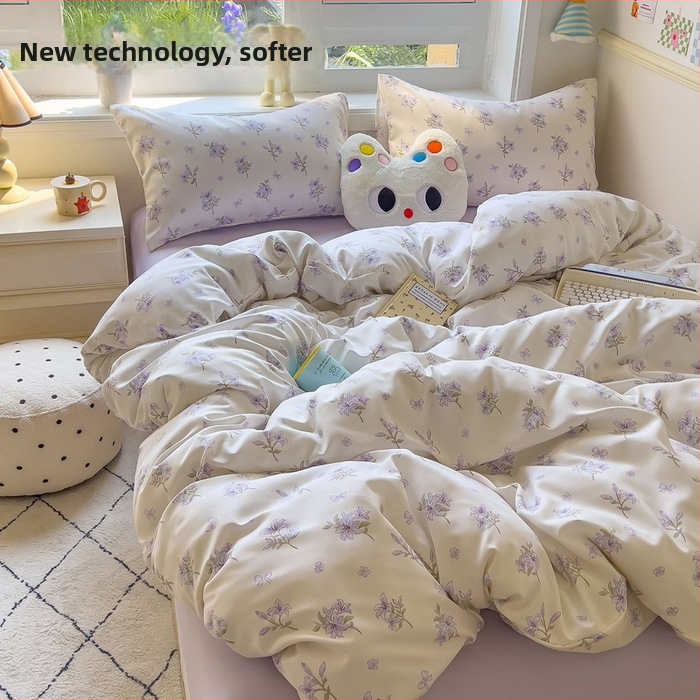 Megzti medvilniniai patalynės komplektas, keturių dalių — reakcijos spausdinimas, animacinių personažų ir augalų žiedų raštai, tinkamas visiems metų laikams