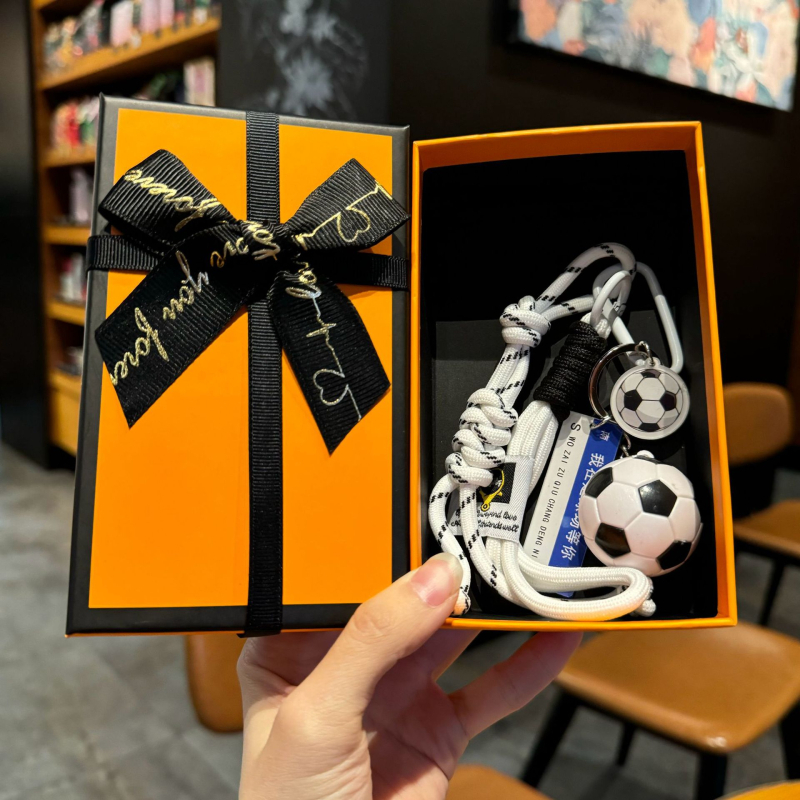 Adore lauatennise võtmehoidja seljakoti ripatsiga – nailon, sportlik stiil, eraldi pakendatud, ideaalne lõpetamise kingitus