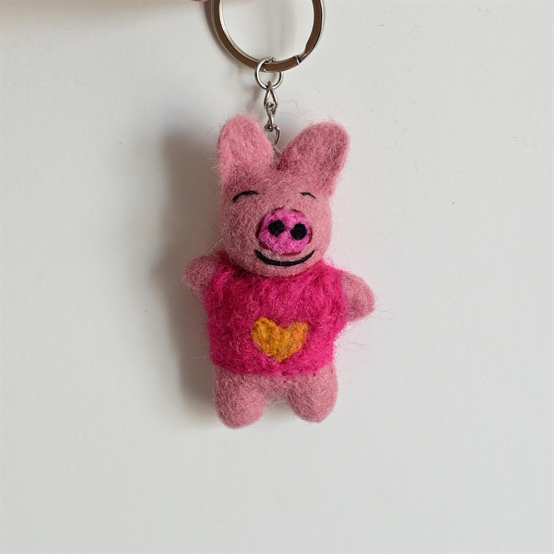 Rankų darbo vilnos filco pakabukas kuprinei – pudelis jauniklis, mažų gyvūnėlių raštas, saldus ir šaltas stilius, asmeninė tendencija, 2025 ruduo