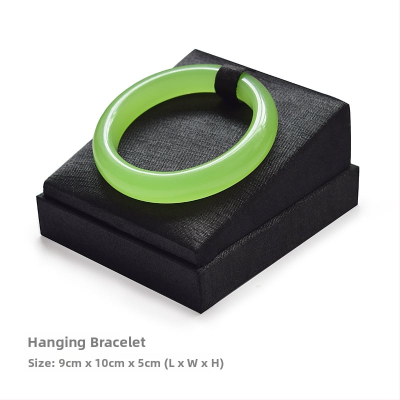 Juveelide kuvamisalust käevõrudele, kahekordne riiul, metallkonstruktsioon, nahkkattega korpus, süstimise vormimine