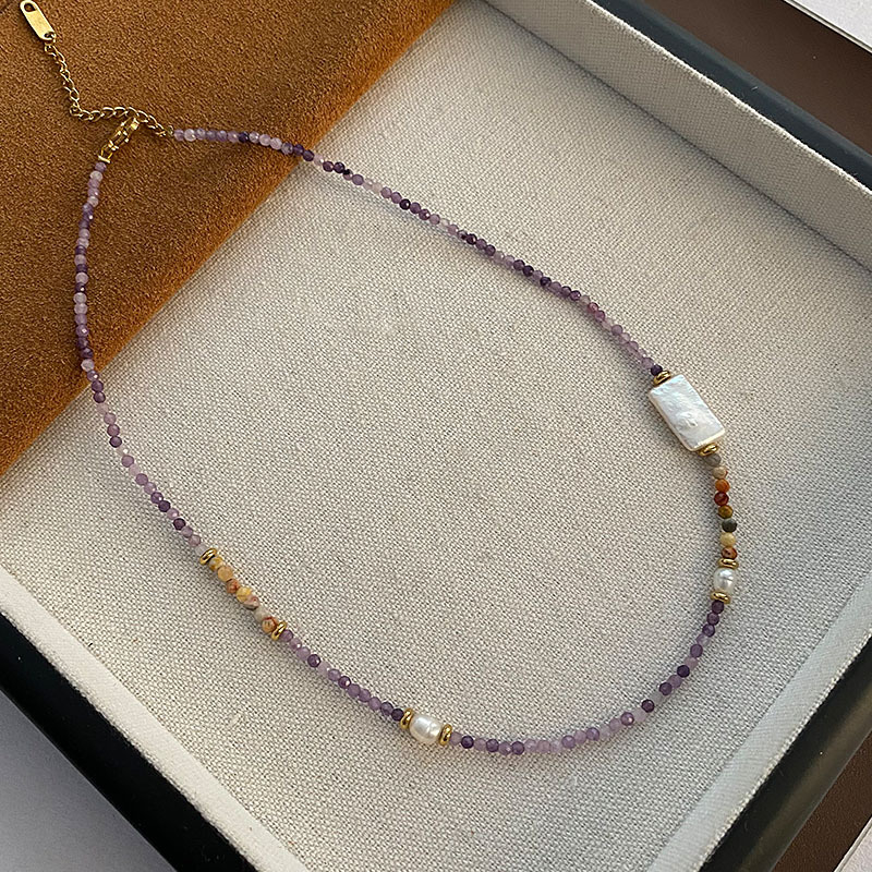 Kaklo vėrinys su natūraliu akmeniu, rankų darbo pakabukas iš titano plieno, rutulinė grandinė, apimtis 31–40 cm, geometrinis dizainas.