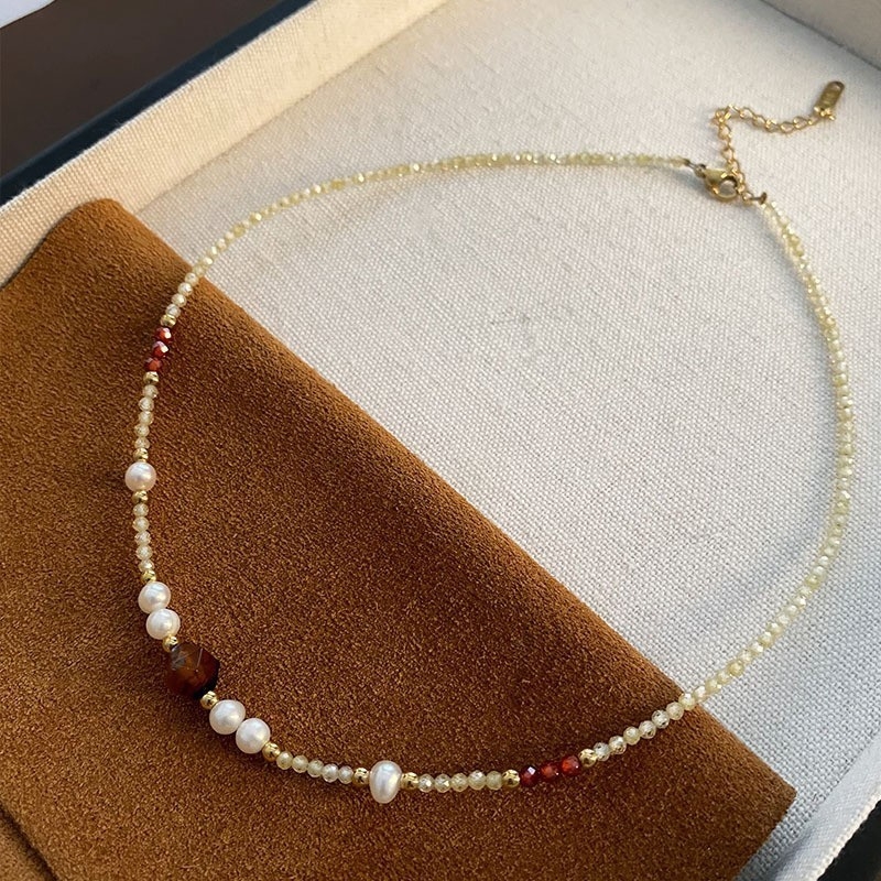 Kaklo vėrinys su natūraliu akmeniu, rankų darbo pakabukas iš titano plieno, rutulinė grandinė, apimtis 31–40 cm, geometrinis dizainas.