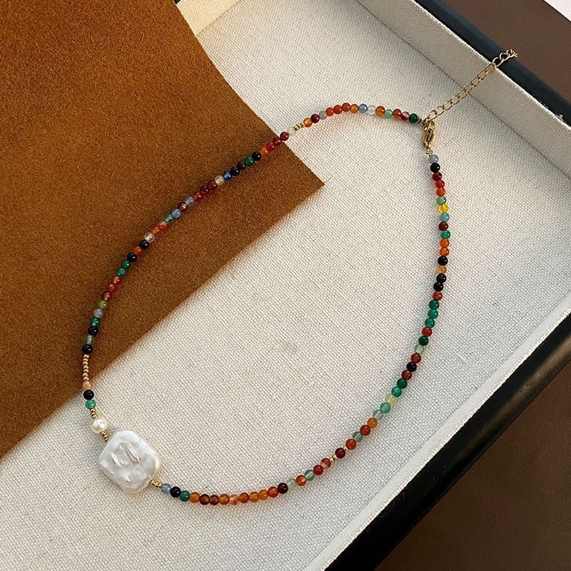 Kaklo vėrinys su natūraliu akmeniu, rankų darbo pakabukas iš titano plieno, rutulinė grandinė, apimtis 31–40 cm, geometrinis dizainas.