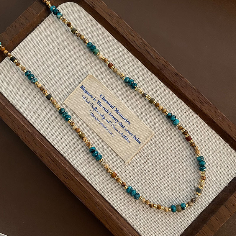 Kaklo vėrinys su natūraliu akmeniu, rankų darbo pakabukas iš titano plieno, rutulinė grandinė, apimtis 31–40 cm, geometrinis dizainas.