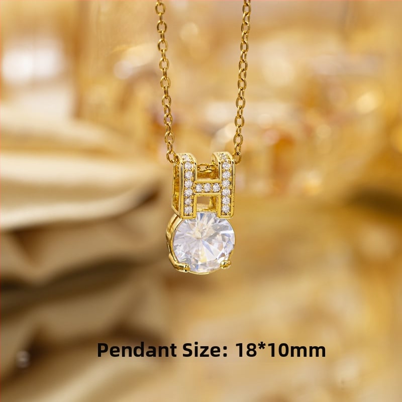 Titano plieno kaklo vėrinys su keturių lapų dobilu pakabuku, varinis įdėtas su cirkoniais, mikro įtvirtinimas, grandinėlė Flash o chain