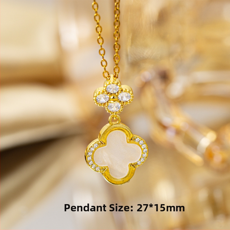 Titano plieno kaklo vėrinys su keturių lapų dobilu pakabuku, varinis įdėtas su cirkoniais, mikro įtvirtinimas, grandinėlė Flash o chain