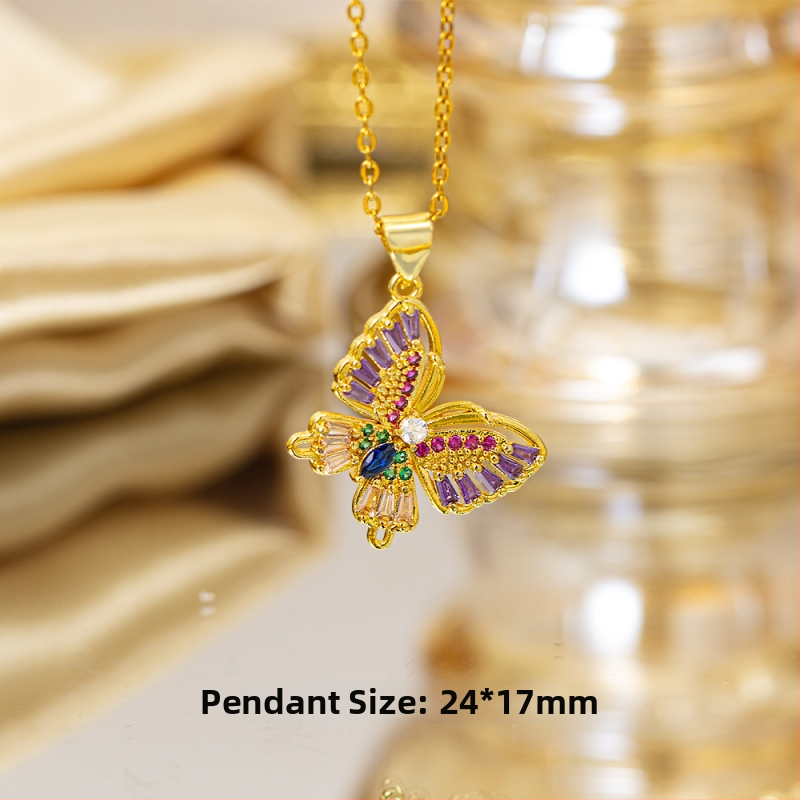 Titano plieno kaklo vėrinys su keturių lapų dobilu pakabuku, varinis įdėtas su cirkoniais, mikro įtvirtinimas, grandinėlė Flash o chain