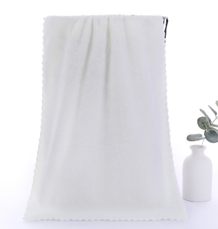 Greitai džiūstantis koralo veliūro vonios rankšluostis | 200–300 g, 150D siūlai, kraštas siuvimas