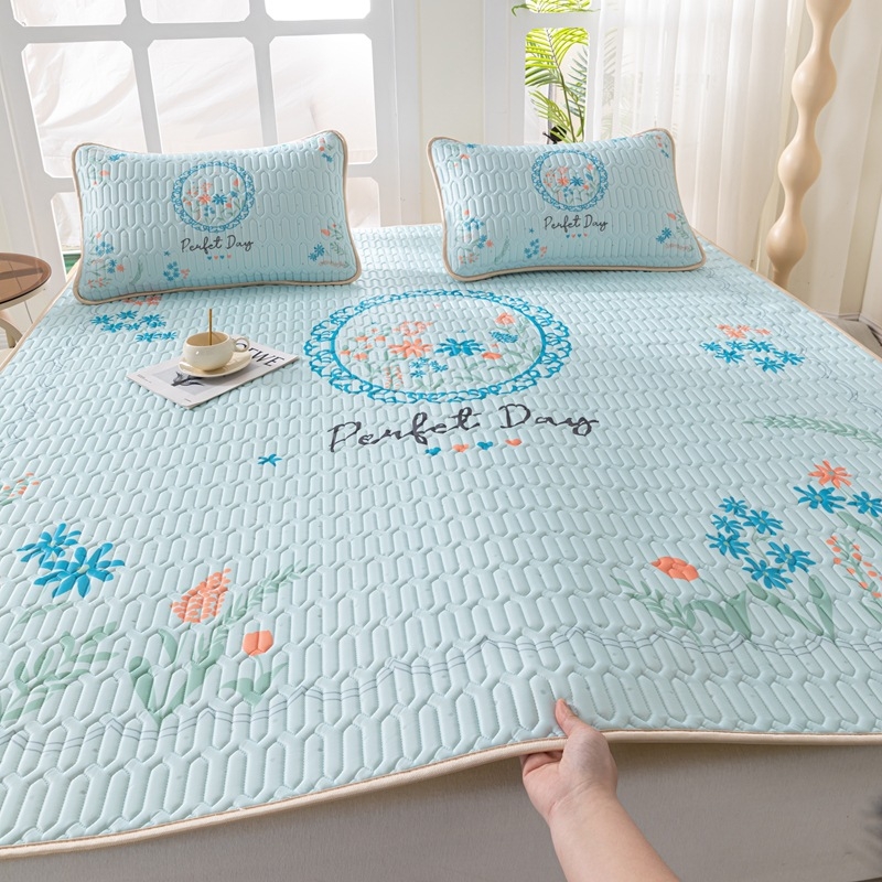 Natūralus latekso vėsinimo kilimėlis, trijų dalių komplektas, šilkinės švelnios paviršius, vasaros komfortui, latekso turinys 90%+, spausdinta pynė