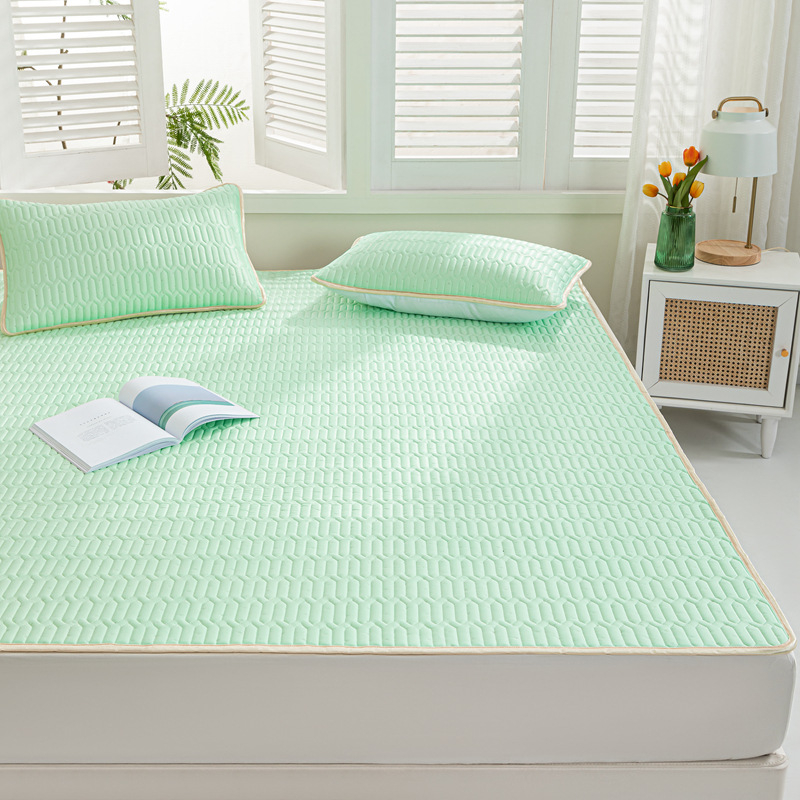 Natūralus latekso vėsinimo kilimėlis, trijų dalių komplektas, šilkinės švelnios paviršius, vasaros komfortui, latekso turinys 90%+, spausdinta pynė