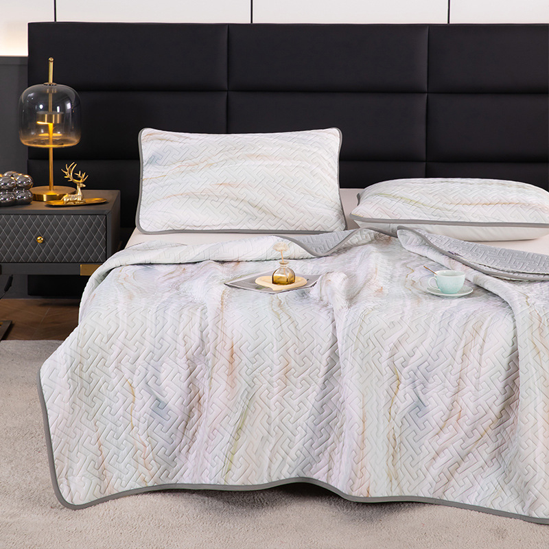 3 dalių natūralaus latekso aušinančio kilimėlių rinkinys – latekso kiekis 90%+; spausdinta apdaila; šiuolaikiškas minimalistinis stilius