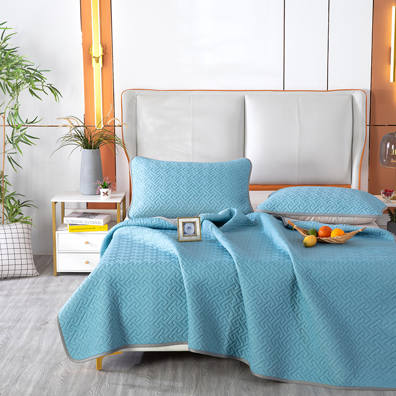 3 dalių natūralaus latekso aušinančio kilimėlių rinkinys – latekso kiekis 90%+; spausdinta apdaila; šiuolaikiškas minimalistinis stilius