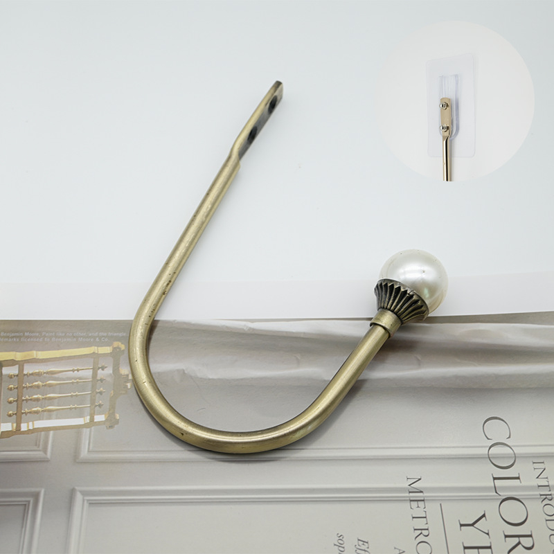 U formos užuolaidų kabliukai be gręžimo sieniniam tvirtinimui – audinys, paprastas ir šiuolaikiškas stilius