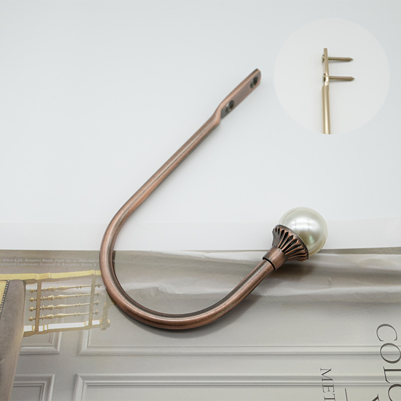 U formos užuolaidų kabliukai be gręžimo sieniniam tvirtinimui – audinys, paprastas ir šiuolaikiškas stilius