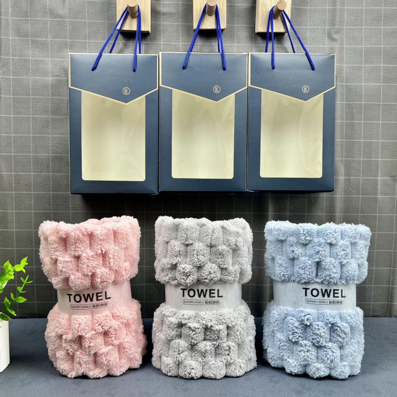 Dāvanu kastē dvieļu komplekts, korallvelūra sejas dvieļi, logotipa apdruka, plakanais audums, svars 300 g