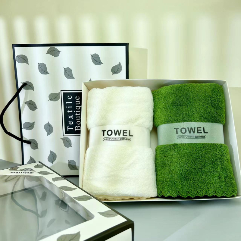 Dāvanu kastē dvieļu komplekts, korallvelūra sejas dvieļi, logotipa apdruka, plakanais audums, svars 300 g