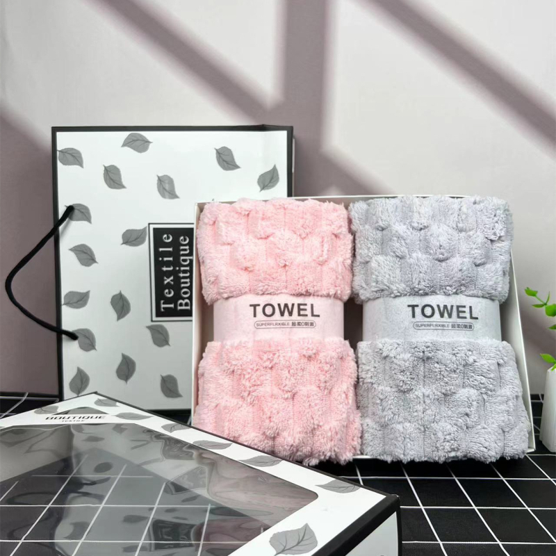 Dāvanu kastē dvieļu komplekts, korallvelūra sejas dvieļi, logotipa apdruka, plakanais audums, svars 300 g