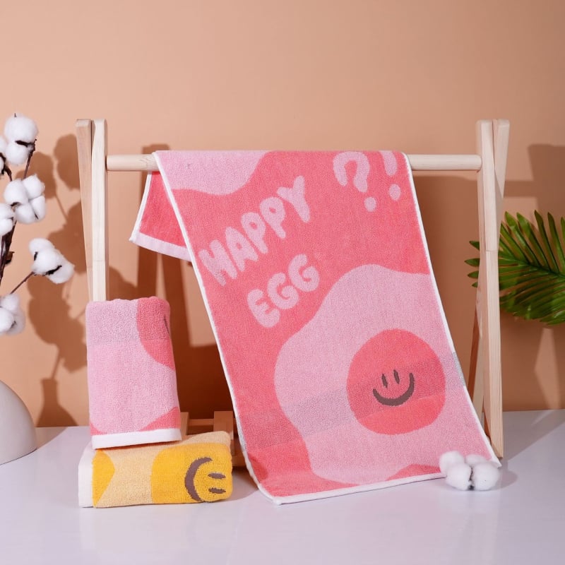 Medvilninis veido rankšluostis suaugusiems, storas ir sugeriančios, logotipo pritaikymas; siūlai 32s; svoris 100–120 g; apdaila: siuvimas, džakardas