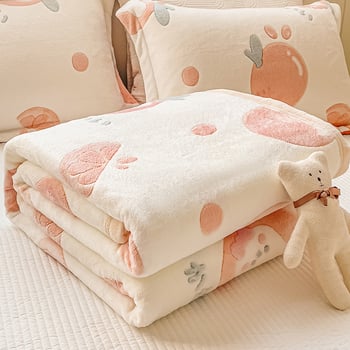 Talvine polüesterfliis tekk lumehelvestemotiividega: geomeetrilised, animatsiooni ja lillemustrid