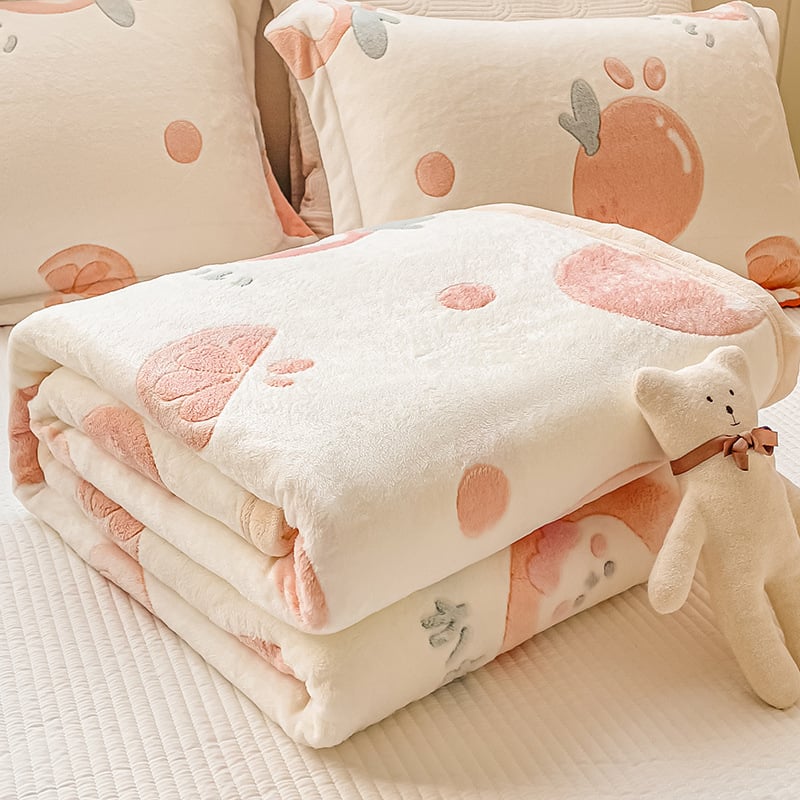 Talvine polüesterfliis tekk lumehelvestemotiividega: geomeetrilised, animatsiooni ja lillemustrid