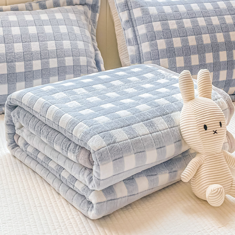 Talvine polüesterfliis tekk lumehelvestemotiividega: geomeetrilised, animatsiooni ja lillemustrid