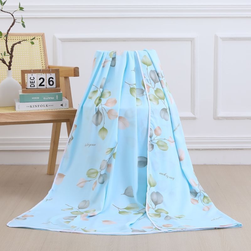 Puuvillane triibuline kate, kerge, alla 300 g, värske ja puhas stiil