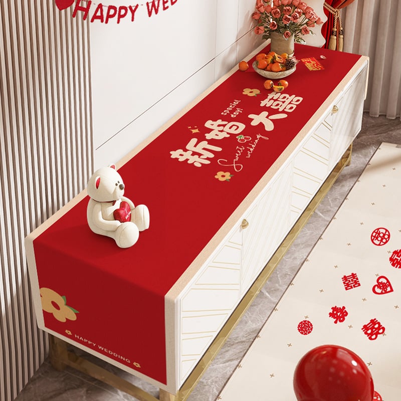 Televizoriaus spintelės staltiesė - stačiakampė, audinys, raukšlių atsparumas, paprastas ir modernus stilius, geometrinis raštas