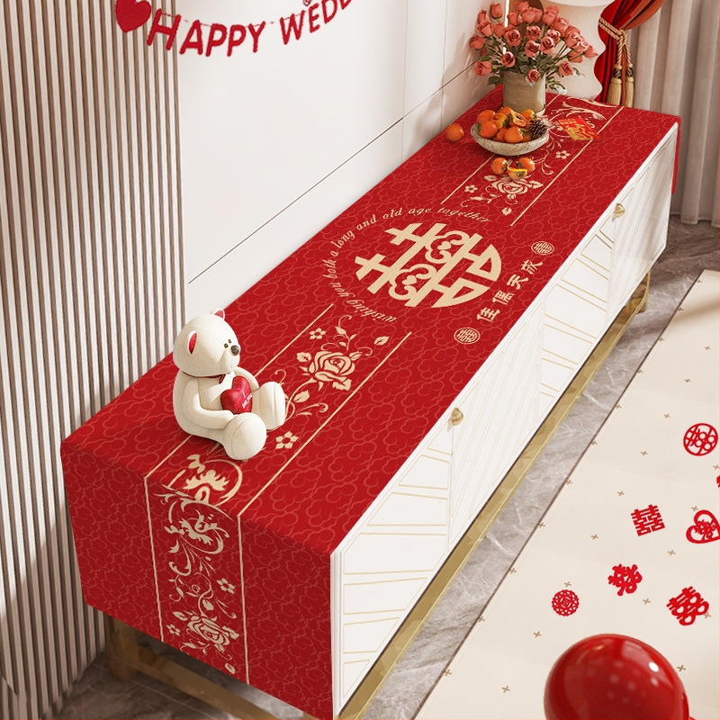 Televizoriaus spintelės staltiesė - stačiakampė, audinys, raukšlių atsparumas, paprastas ir modernus stilius, geometrinis raštas